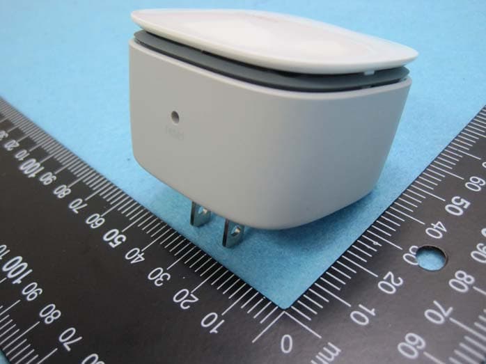 N300 Wireless Range Extender - FCC ID K7SF9K1015V1 - Belkin International, Inc. (2)