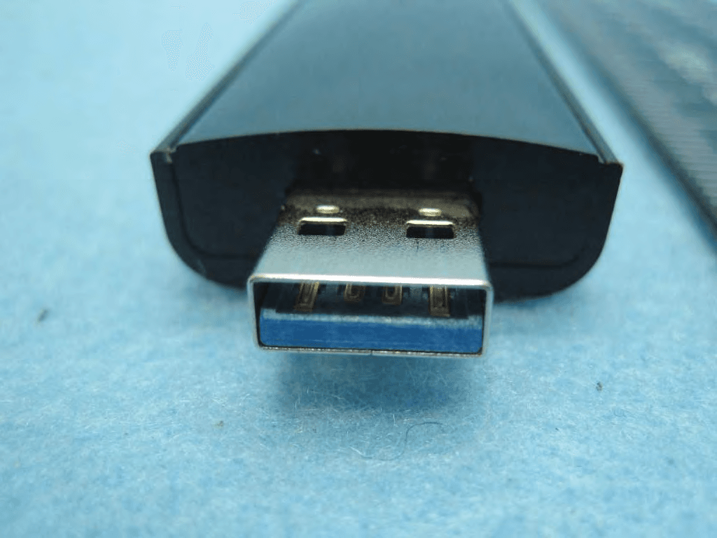 AC Wi-Fi Dual-Band USB Adapter - FCC ID K7SF9L1106V2 - Belkin International, Inc. (4)