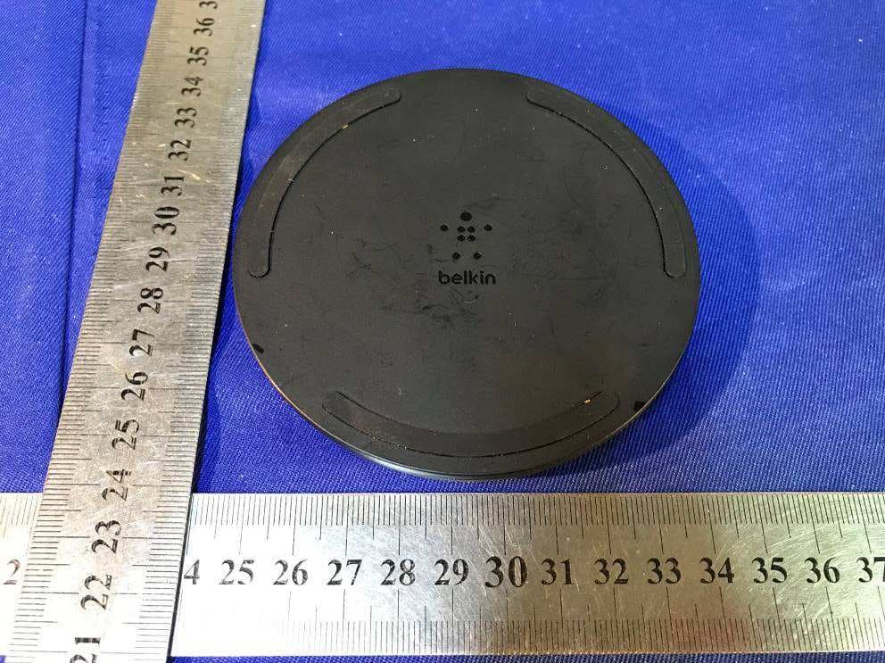 BOOST CHARGE Wireless Charging Pad 15W/ Wireless Charging Pad 15W - FCC ID K7SWIA002V2 - Belkin International, Inc. (4)