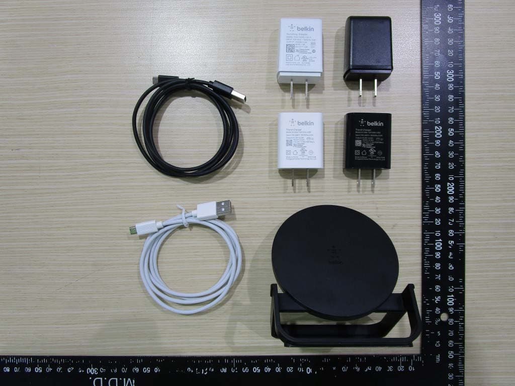 Wireless Charging Stand 10W - FCC ID K7SWIB001 - Belkin International, Inc. (2)