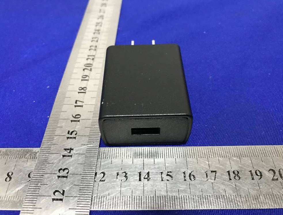 BOOST CHARGE Wireless Charging Stand 15W/ Wireless Charging Stand 15W - FCC ID K7SWIB002 - Belkin International, Inc. (3)