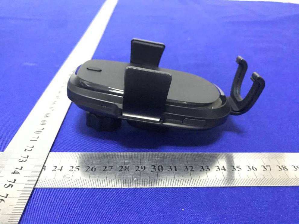 BOOSTCHARGE Wireless Car Charger with Vent Mount 10W/ Wireless Car Charger with Vent Mount 10W - FCC ID K7SWIC001 - Belkin International, Inc. (5)