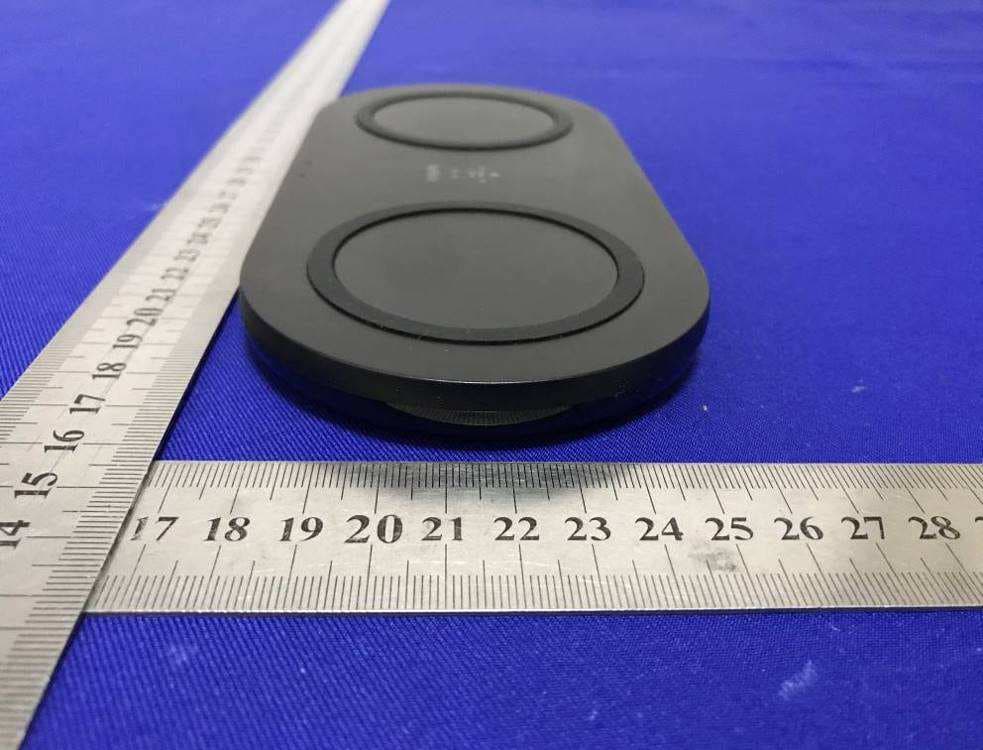 BOOST CHARGE Wireless Charging Stand 15W/ Wireless Charging Stand 15W - FCC ID K7SWIZ008 - Belkin International, Inc. (5)