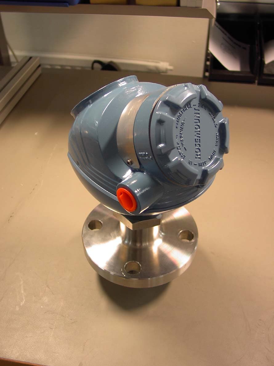 Radar Level Gauge - FCC ID K8C5401 - Rosemount Tank Radar AB