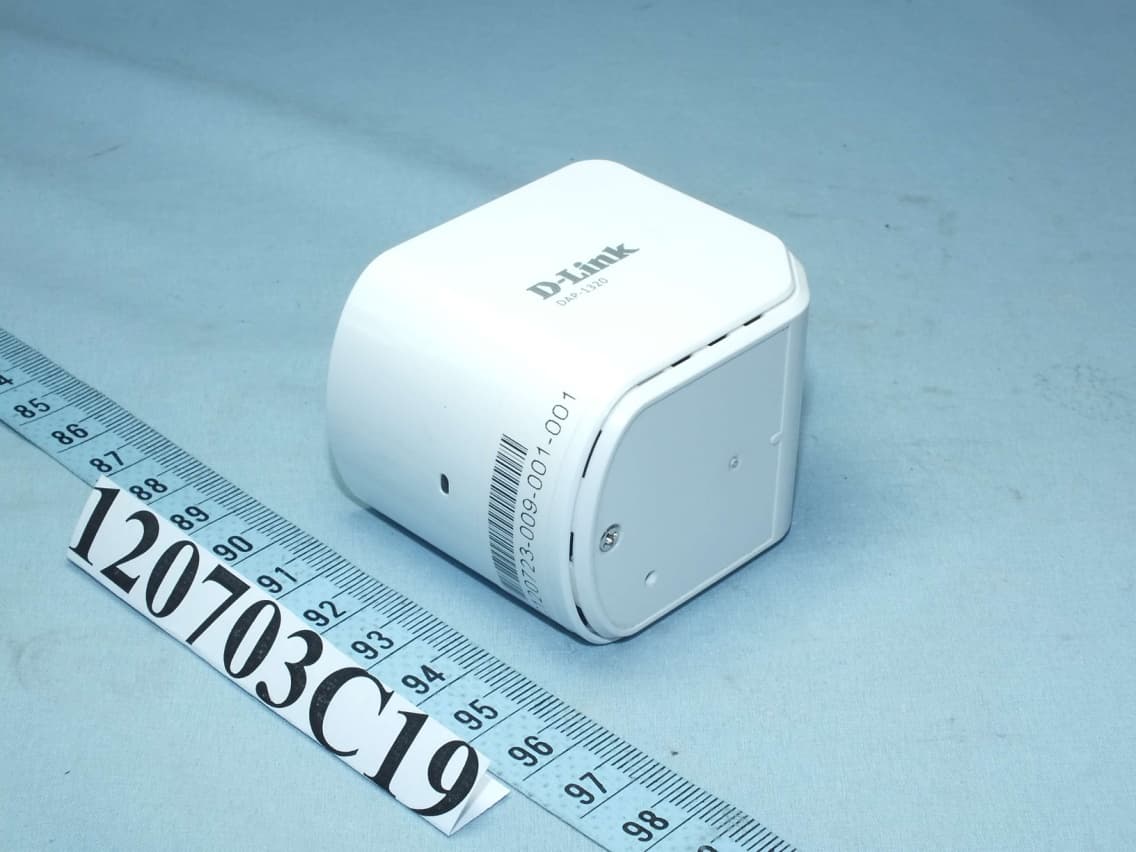 Wireless Range Extender N300 - FCC ID KA2AP1320A1 - D-Link Corporation (2)