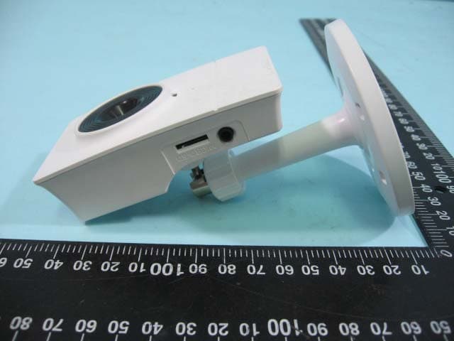 HD Wireless N Cub Network Camera - FCC ID KA2CS2130A1 - D-Link Corporation (1)
