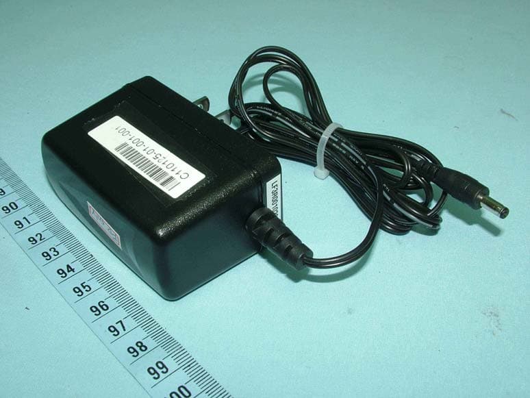 Intel wireless display TV adaptor - FCC ID KA2HD131A1 - D-Link Corporation (3)
