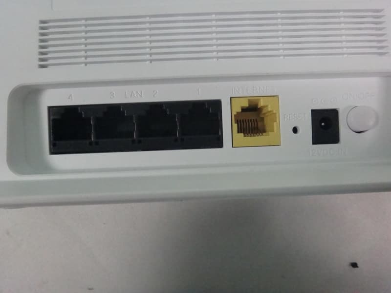 Wireless Router - FCC ID KA2IR300D1 - D-Link Corporation (5)