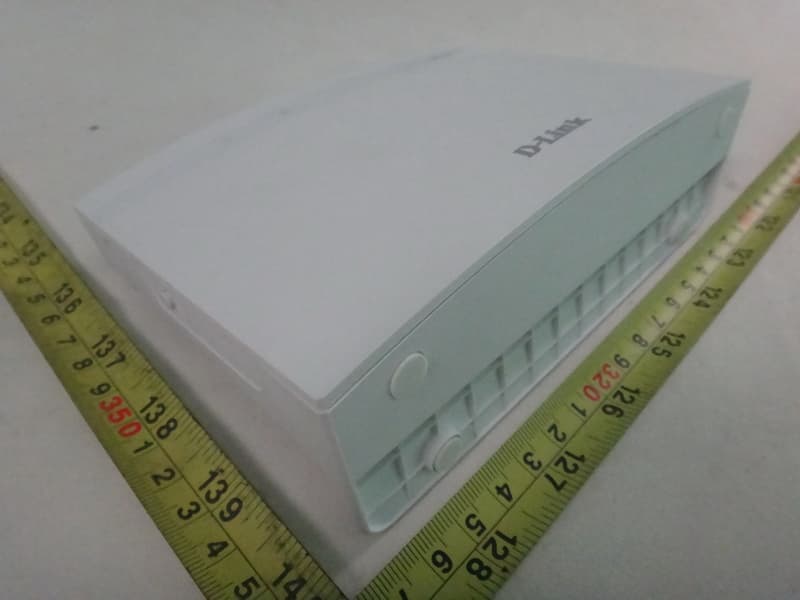 Wireless Router - FCC ID KA2IR300D1 - D-Link Corporation (4)