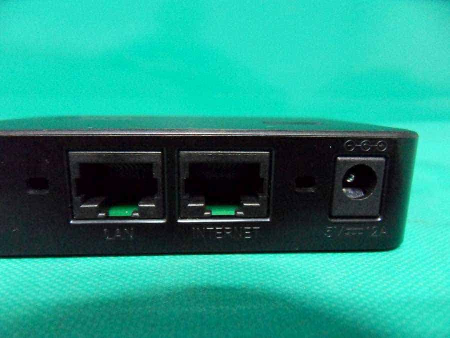 WIRELESS N 300 ROUTER - FCC ID KA2IR514A1 - D-Link Corporation (3)