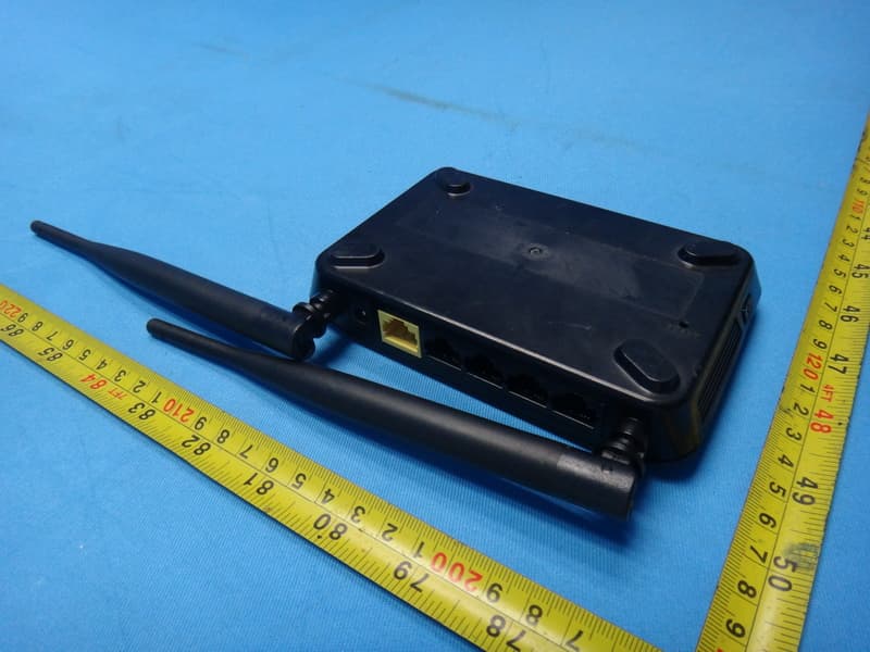 Wireless N 300 Cloud Router - FCC ID KA2IR605LB2 - D-Link Corporation (2)