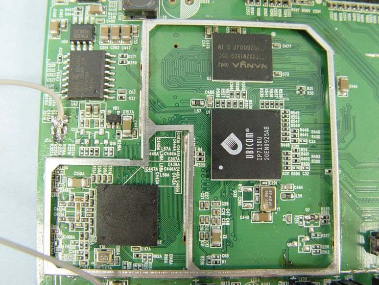 XTreme N Gigabit Home Router - FCC ID KA2IR652A1 - D-Link Corporation