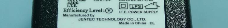 Xtreme N Dual Band Gigabit Router - FCC ID KA2IR825C1 - D-Link Corporation (4)