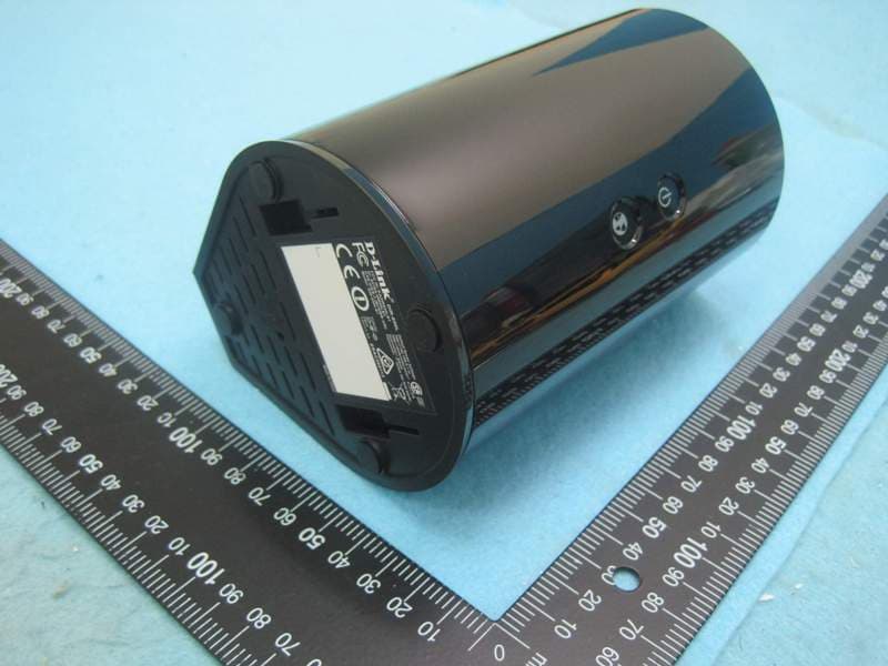 Wireless AC1200 Dual Band Gigabit Cloud Router - FCC ID KA2IR850LB1 - D-Link Corporation (3)