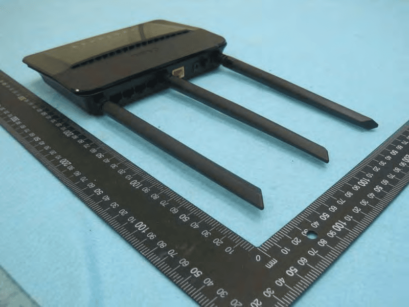 AC1750 High Power Wi-Fi Gigabit Router - FCC ID KA2IR859A1 - D-Link Corporation (5)