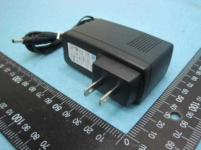 Wireless AC1200 Dual Band Gigabit Router USB 3.0 - FCC ID KA2IR860LA1 - D-Link Corporation (1)