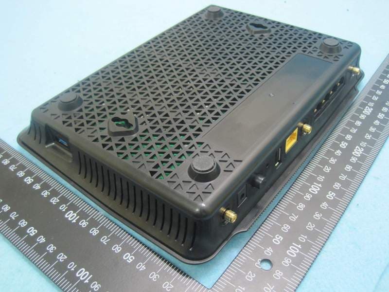 Wireless AC 1900 Dual Band Gigabit Cloud Router - FCC ID KA2IR880LA1 - D-Link Corporation (1)