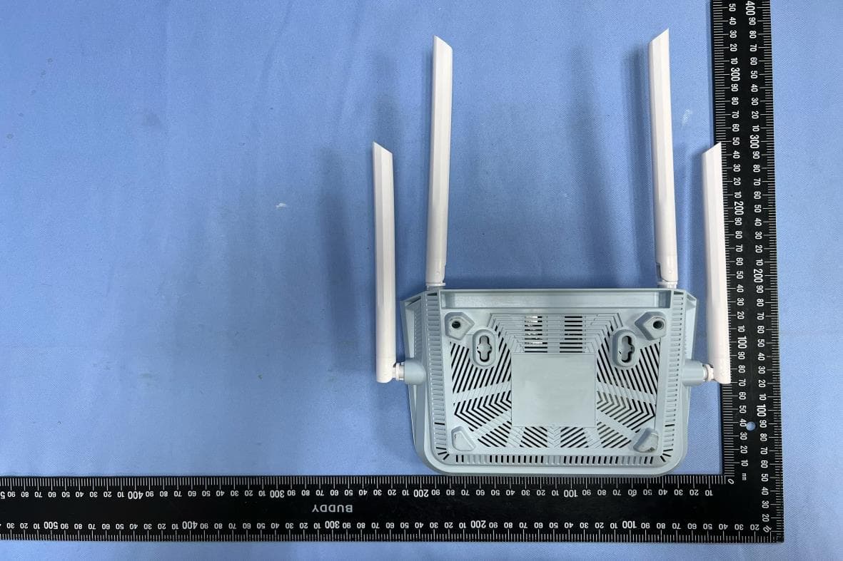 AX1800 Wi-Fi 6 AI Router, AX1800 SMART ROUTER - FCC ID KA2R18A1 - D-Link Corporation (3)