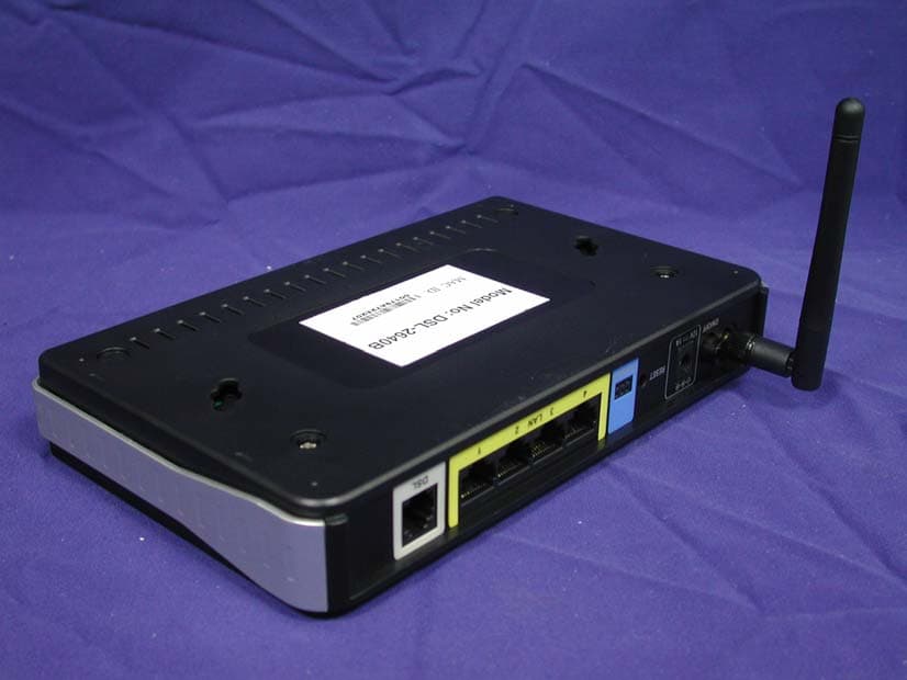 IEEE802.11 B/G Access Point - FCC ID KA2SL2600UT - D-Link Corporation (2)