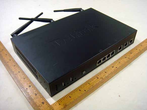 SMB Wireless N Gigabit VPN Router - FCC ID KA2SR1000NA1 - D-Link Corporation (2)