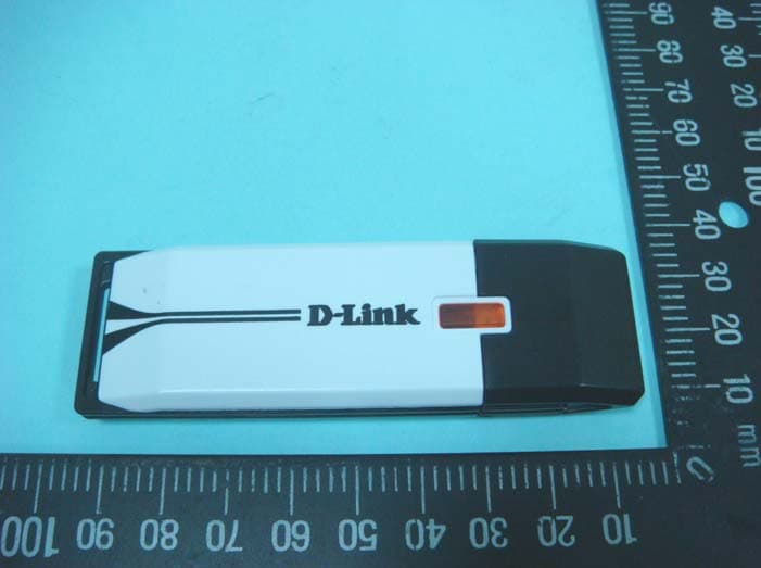 Xtreme N Dual Band USB Adapter - FCC ID KA2WA160B1 - D-Link Corporation (4)