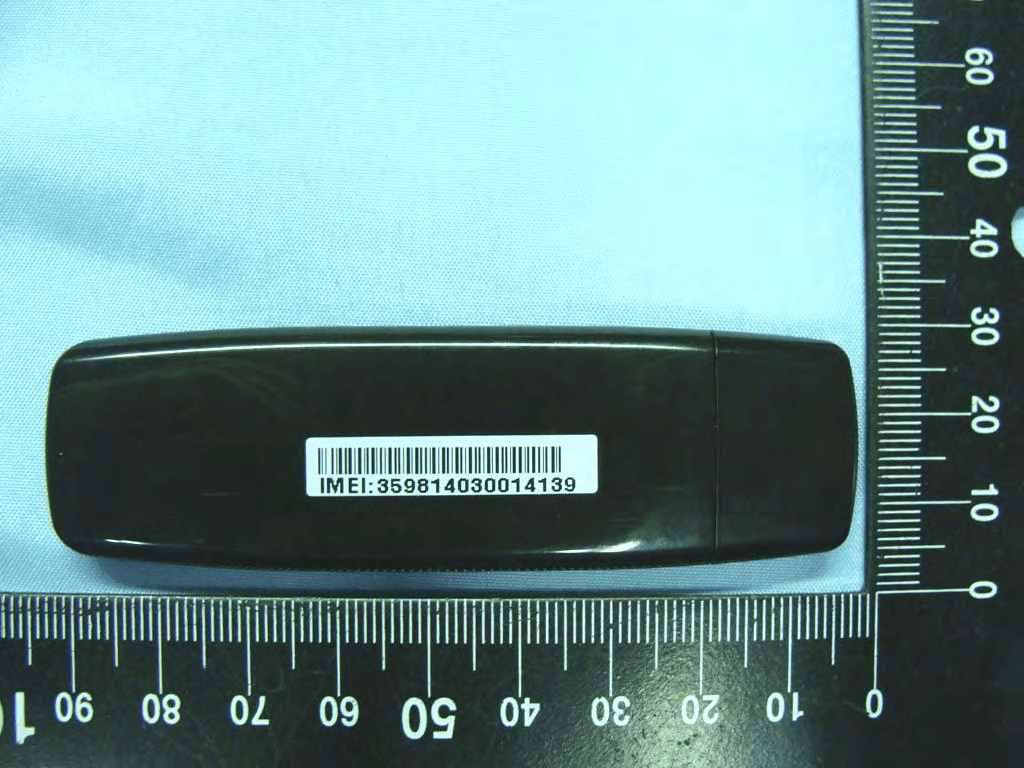 DWM-152 3.5G HSDPA USB ADAPTER - FCC ID KA2WM152A2 - D-Link Corporation (2)