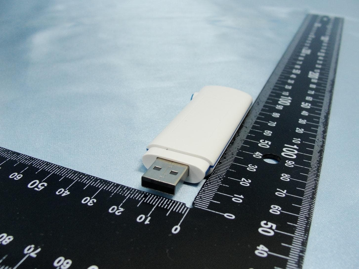 HSPA+USB ADAPTER - FCC ID KA2WM157B1 - D-Link Corporation (1)