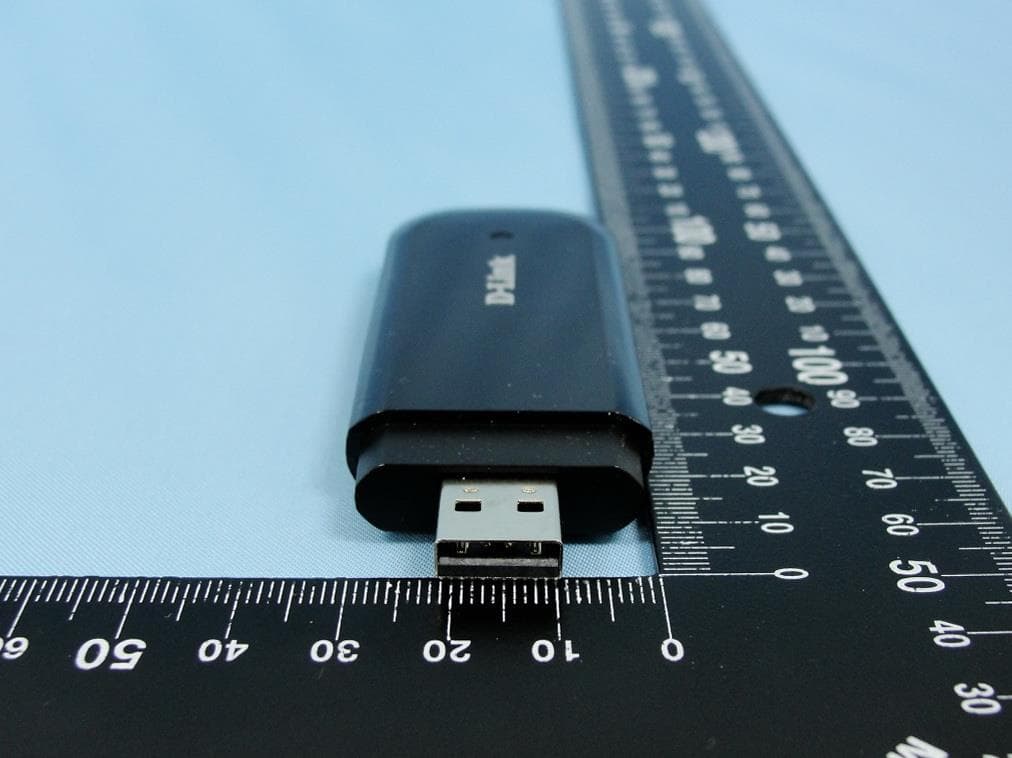 4G LTE USB ADAPTER - FCC ID KA2WM221B1 - D-Link Corporation (3)