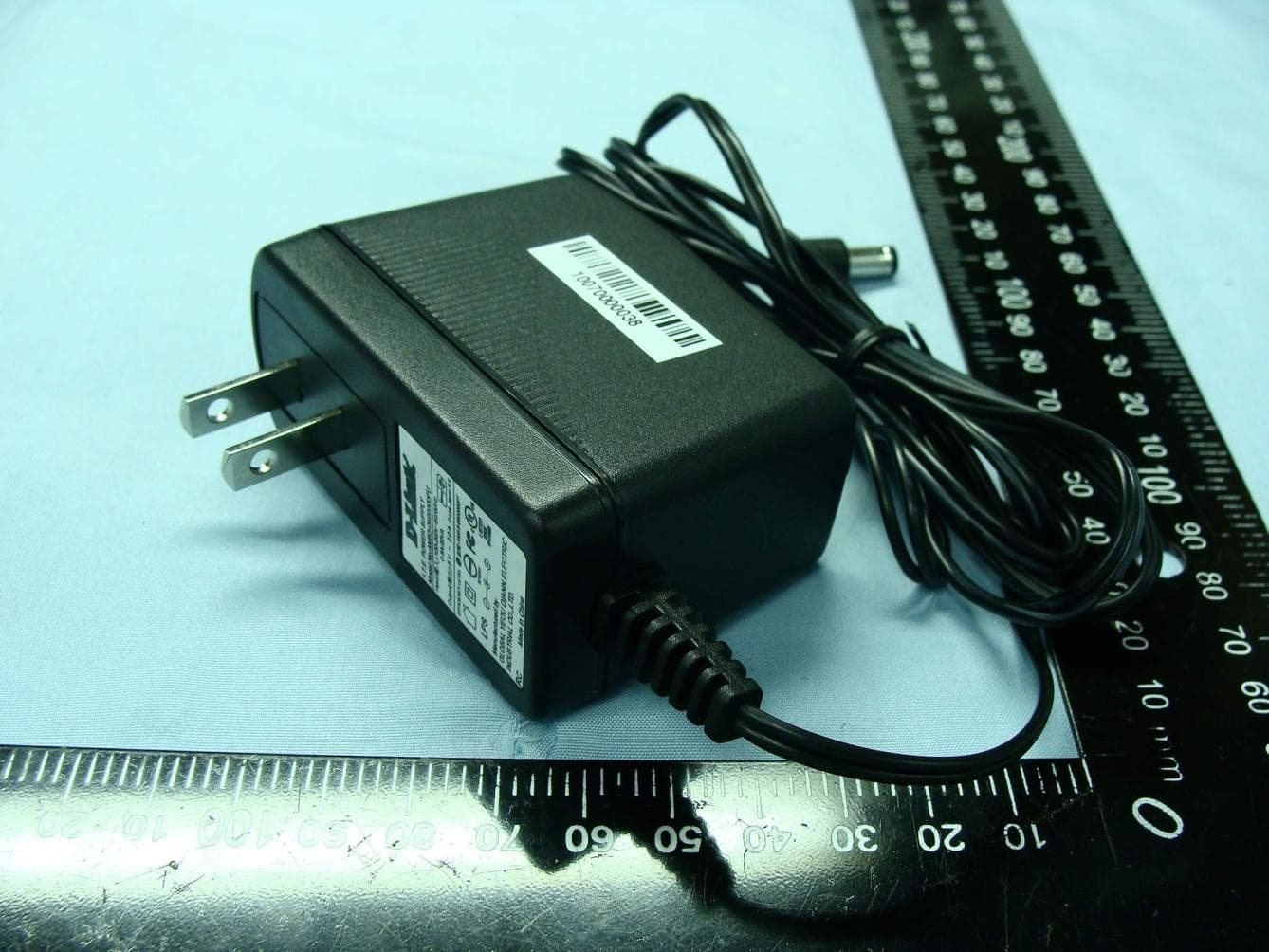 3G WiFi Router - FCC ID KA2WR113A1 - D-Link Corporation (1)
