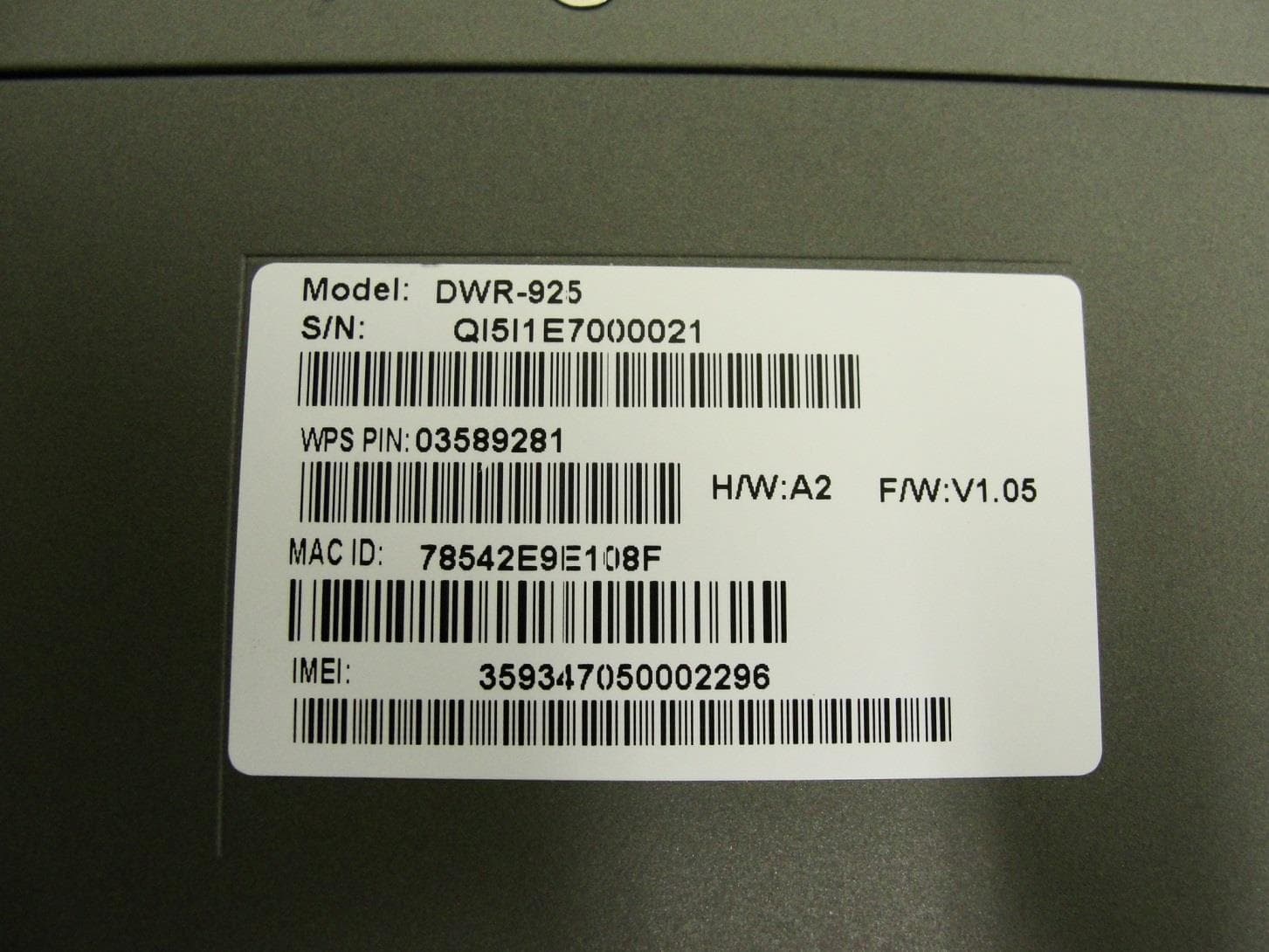 4G LTE VPN Router - FCC ID KA2WR925A2 - D-Link Corporation (1)