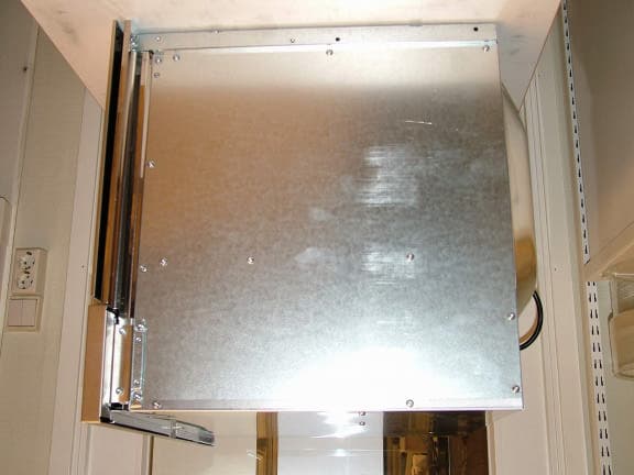 Microwave Oven - FCC ID KAWAPKBMS1454 - Whirlpool Corporation (3)