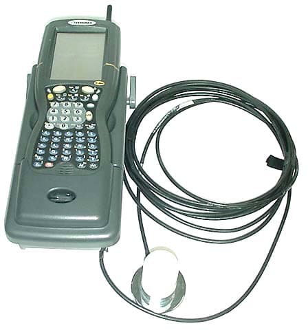 Dual-Band GSM/GPRS/EDGE/UMTS PCMCIA Modem - FCC ID KBCIX100XAC860 - General Dynamics Itronix Corporation (2)