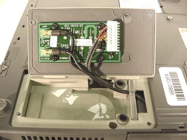 Rugged Laptop w/ WLAN & Wavenet Mobitex Radio - FCC ID KBCIX260MPIBM3900 - General Dynamics Itronix Corporation (2)
