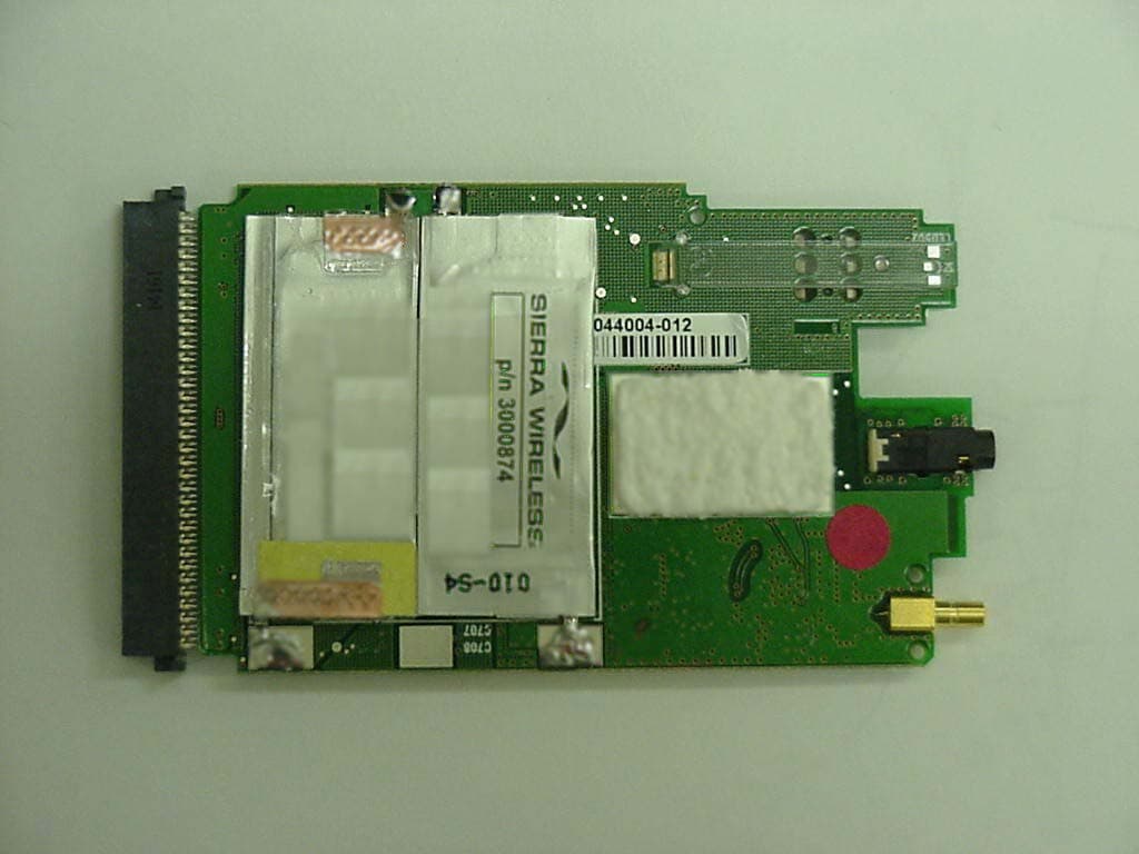 Laptop PC w/ GSM GPRS/EDGE Modem and Bluetooth - FCC ID KBCIX260P-AC775BT - General Dynamics Itronix Corporation (2)
