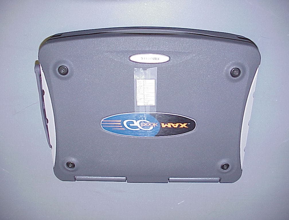 Laptop with build-in Dual Band CDMA PCMCIA Card - FCC ID KBCIX550AC555 - General Dynamics Itronix Corporation (3)