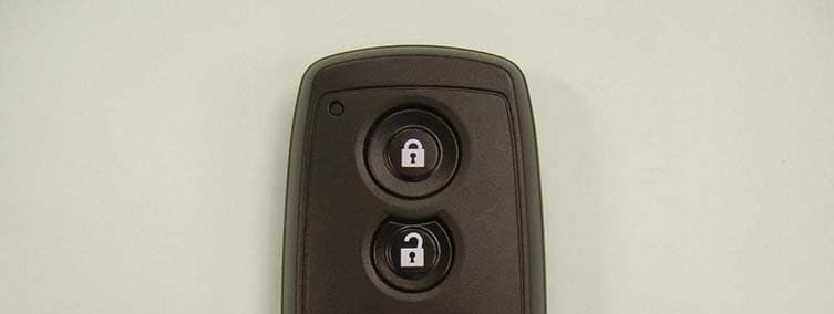 Vehicle Door Lock Transceiver - FCC ID KBRTS003 - Marelli Corporation