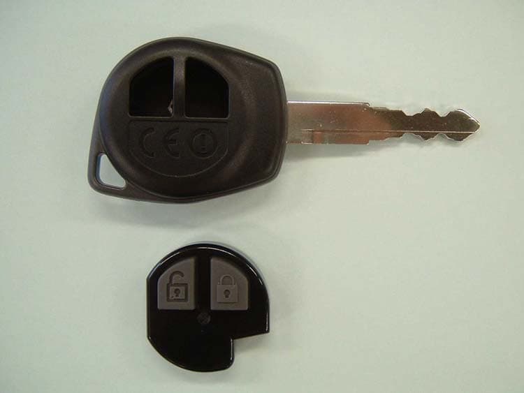Vehicle Remote Control Transmitter - FCC ID KBRTS004 - Marelli Corporation (2)