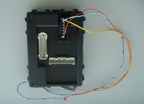 Keyless Entry System Receiver - FCC ID KBRTSTU50 - Marelli Corporation (2)