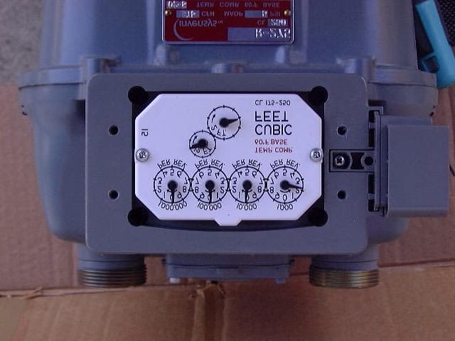 AUTOMATIC GAS METER TRANSMITTER - FCC ID KCHGS0002 - Sensus Metering Systems (2)