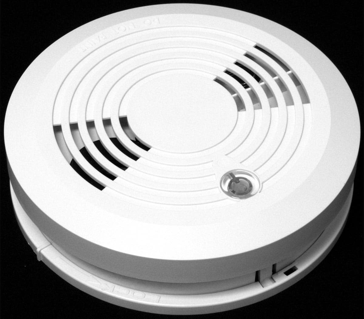 Wireless Smoke Detector - FCC ID KDYMGSMK1 - Paradox Security Systems (2)