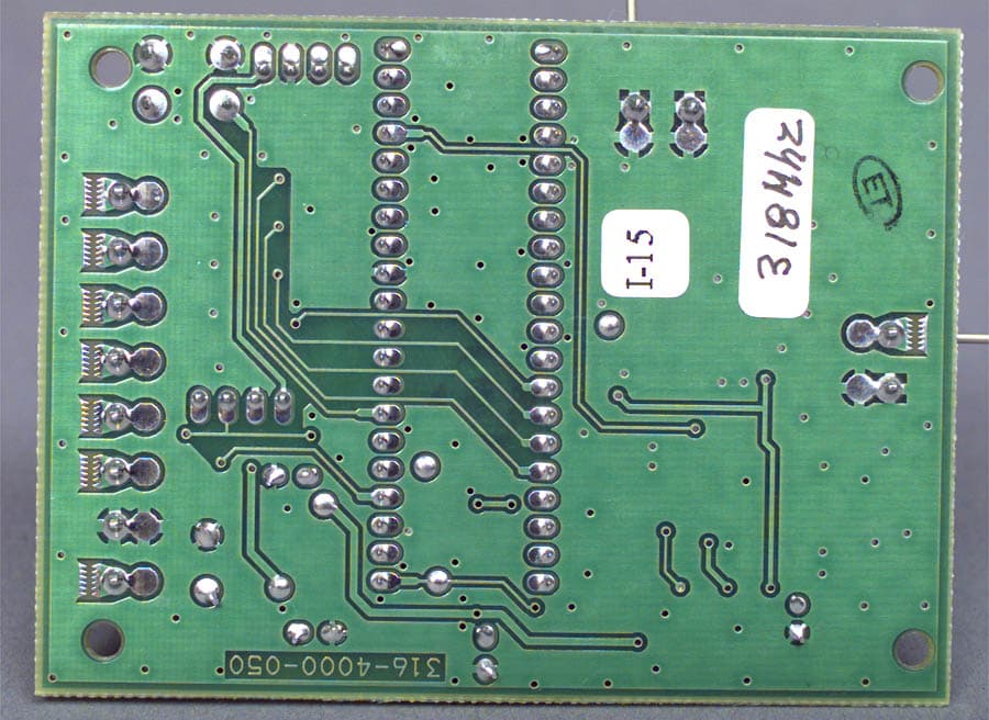CYY - Communications Receiver used w/Pt 15 Transmitter - FCC ID KDYPARAKEYRX - Paradox Security Systems (1)
