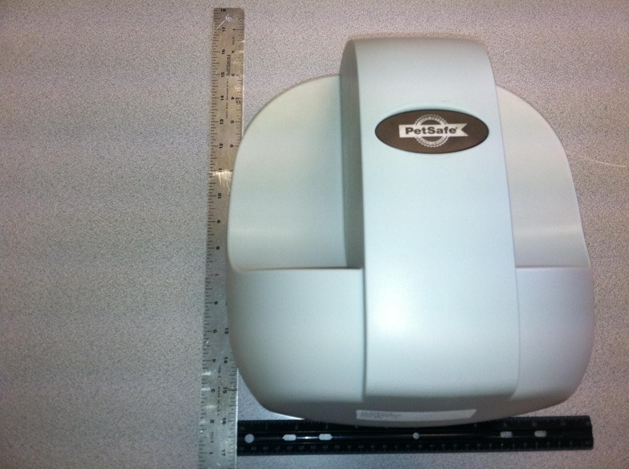 TRANSMITTER FOR PET BOUNDARY SYSTEM - FCC ID KE3-300741 - Radio Systems Corp