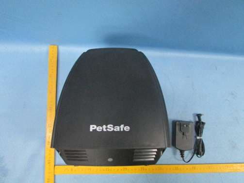 PETSAFE PREMIUM WIRELESS FENCE TRANSMITTER - FCC ID KE3-PIF150 - Radio Systems Corp (3)