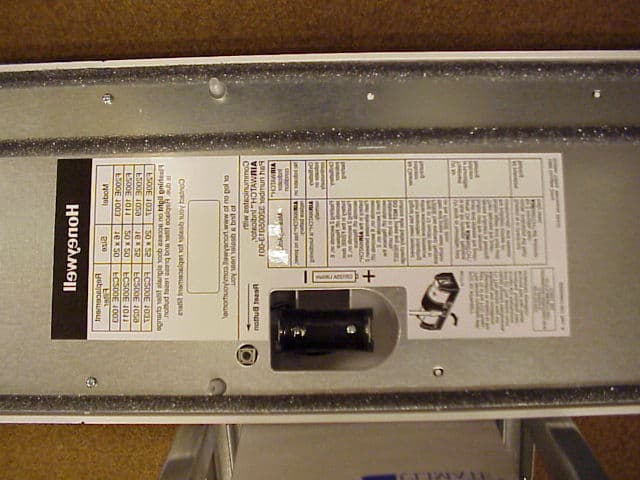 SMART FILTER TRANSMITTER - FCC ID KFR-HSFT - Vision Automobile Electronics Industrial Co Ltd (2)