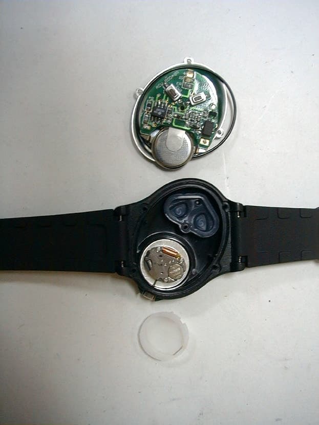 Transmitter Watch - FCC ID KFR-WTX-01 - Vision Automobile Electronics Industrial Co Ltd (2)