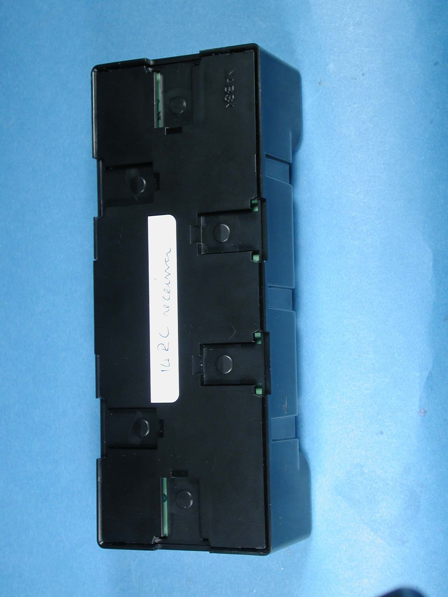 Receiver - FCC ID KHH14RC - TRW Automotive Electronics (4)