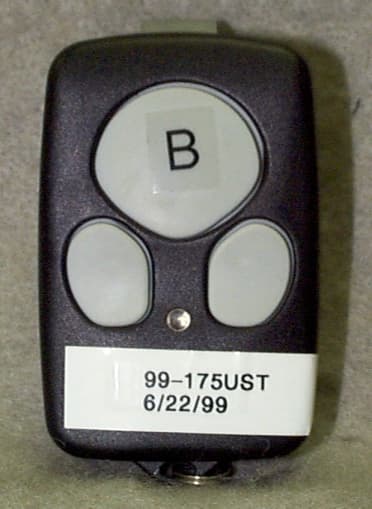 Garage Door Opener - FCC ID KJ8HHT-372BSW - Wayne Dalton Corporation (2)