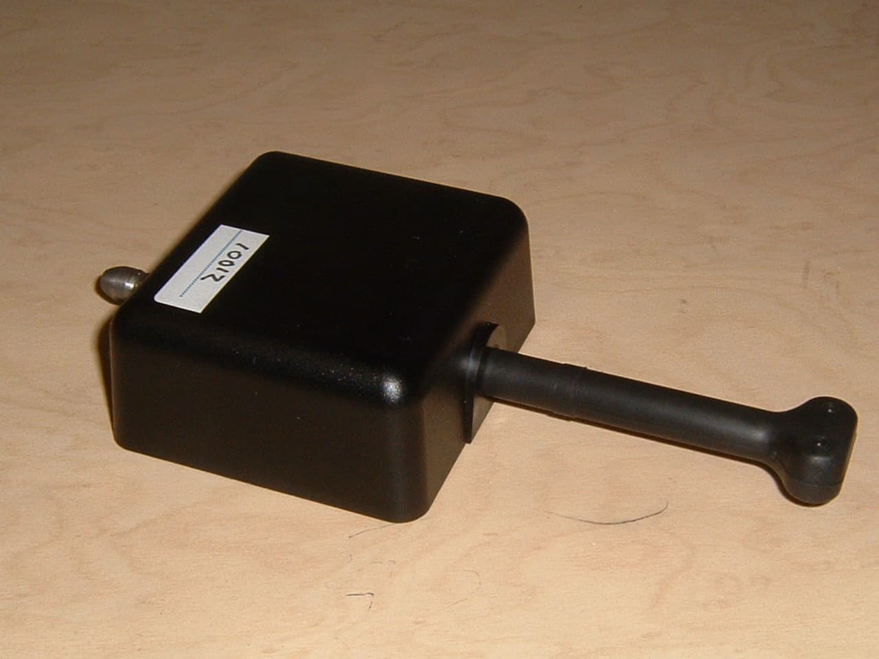 RF ID Tag - FCC ID KL7-662T-V1 - Savi Technology Inc (2)