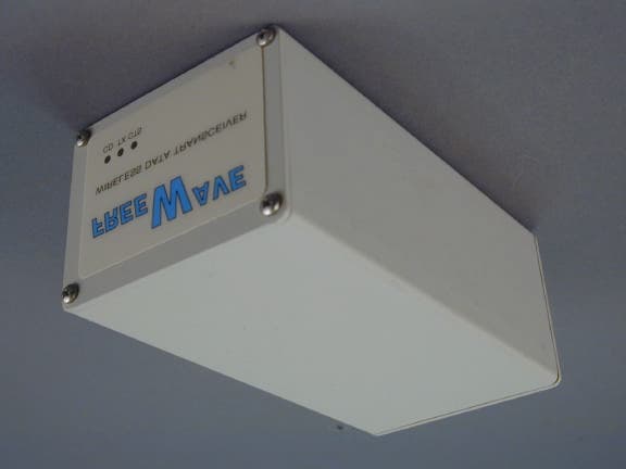 2.4 GHz Wireless Data Transceiver - FCC ID KNY2920513513419 - FreeWave Technologies Inc. (4)