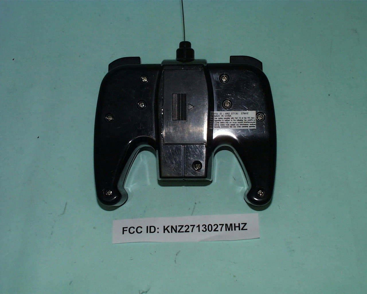 Toy Remote Control - FCC ID KNZ2713027MHZ - DSI (HK) Ltd